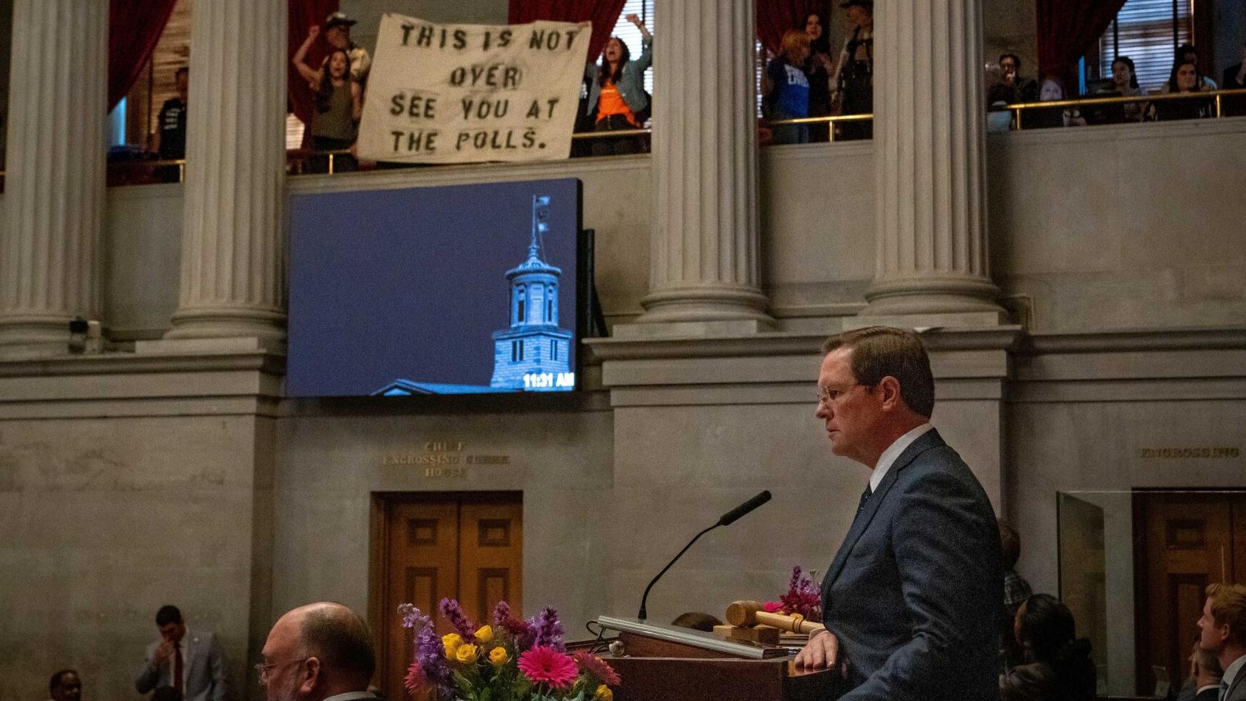 Legislature Wraps Session With Tax Cut for Businesses, No Vouchers for Lee